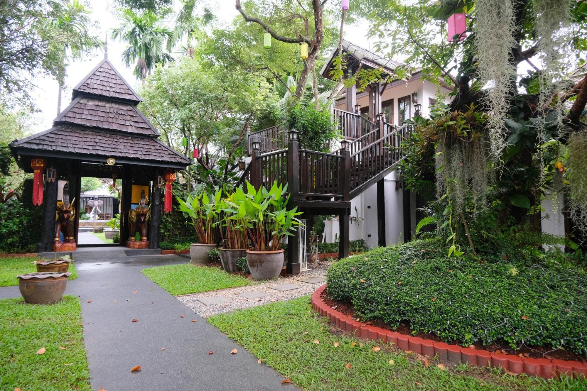 Vimarn Kaew Village And Resort Chiang Mai Buitenkant foto