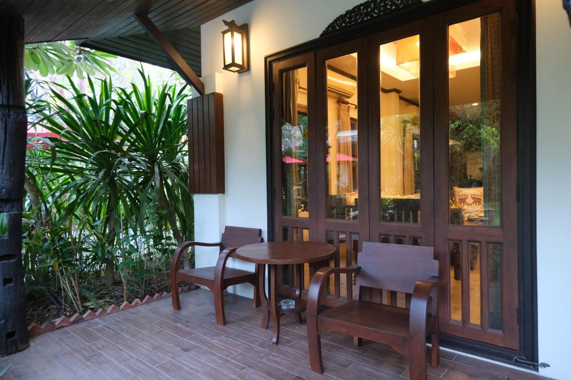Vimarn Kaew Village And Resort Chiang Mai Buitenkant foto