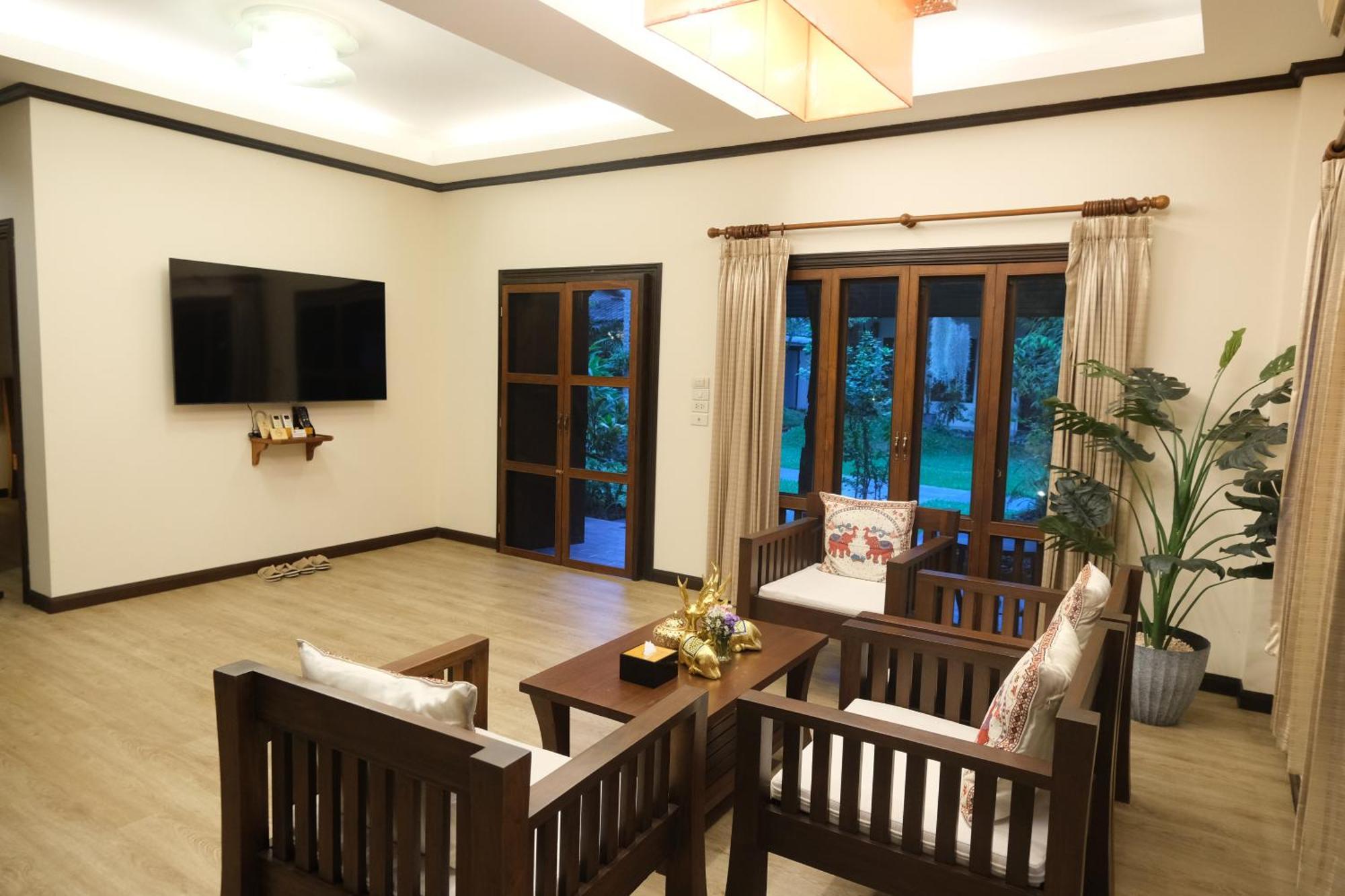 Vimarn Kaew Village And Resort Chiang Mai Buitenkant foto